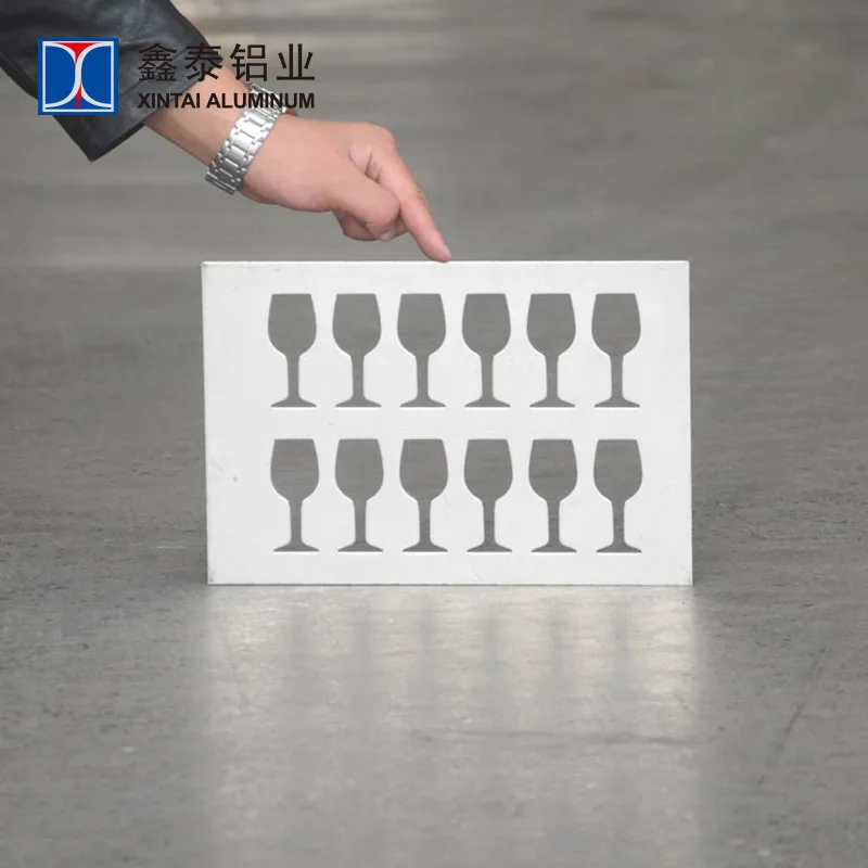 Aluminum polypropylene honeycomb core sandwich panel