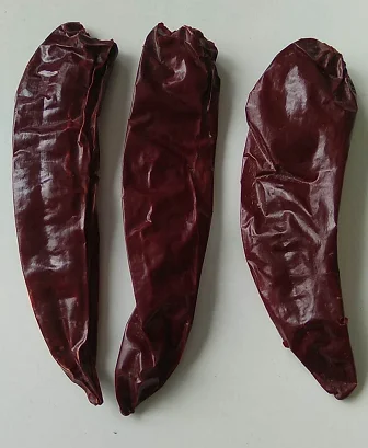 Guochen High Quality Best Price ASTA160-240 Hot Spicy Dry Red Chili Pepper Dry Sweet Red Pepper for barbeque