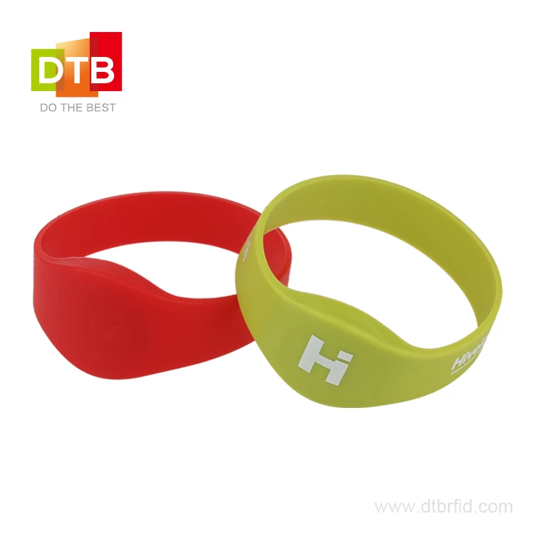 DTB 13.56Mhz NFC Cashless payment Mifare DESFire Silicone Wristband