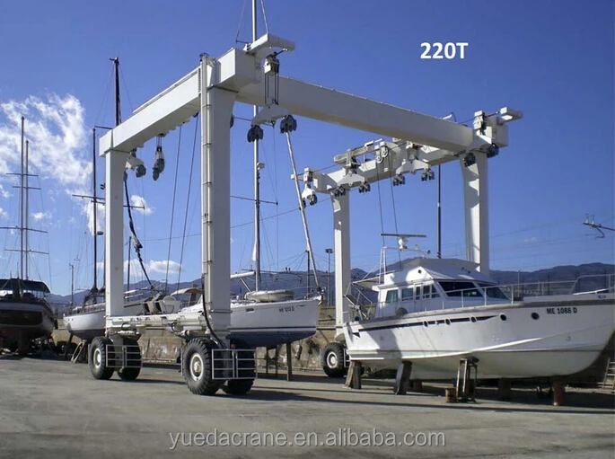 Mobile boat lift gantry crane boat lifting cranes for sale