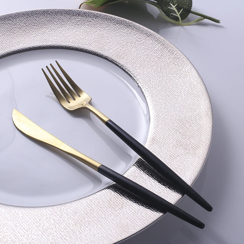 Luxury hotel gold rimmed dinner charger plates gold with customized design