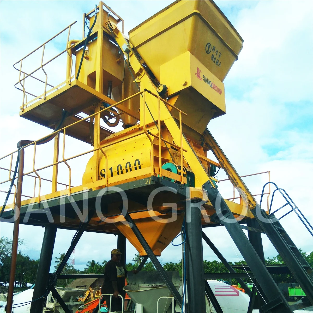 Factory price 60 m3 concrete batching plant  HZS 25  hopper  ready mixed concrete batching plant