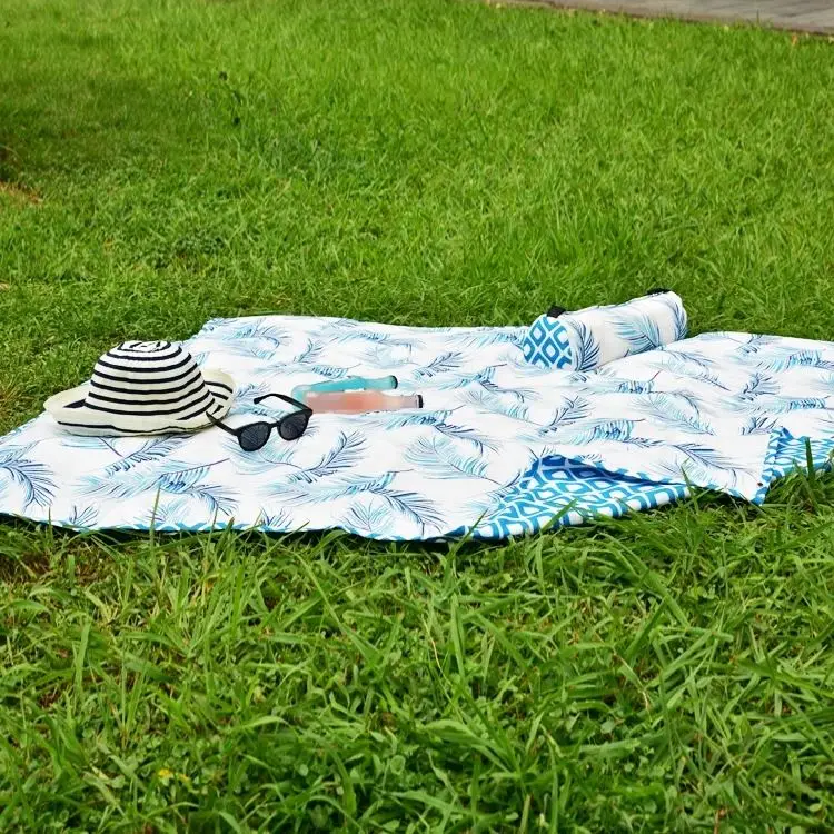 Comfortable Waterproof Outdoor Mattress Folding Portable Camp Mat/Lightweight Sleeping Pad Kids Picnic Mat