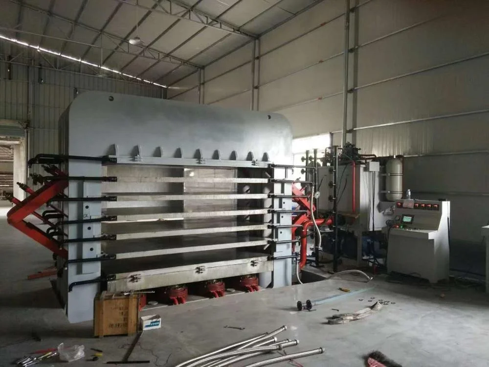 NEW multiclayer high gloss wood flooring machine