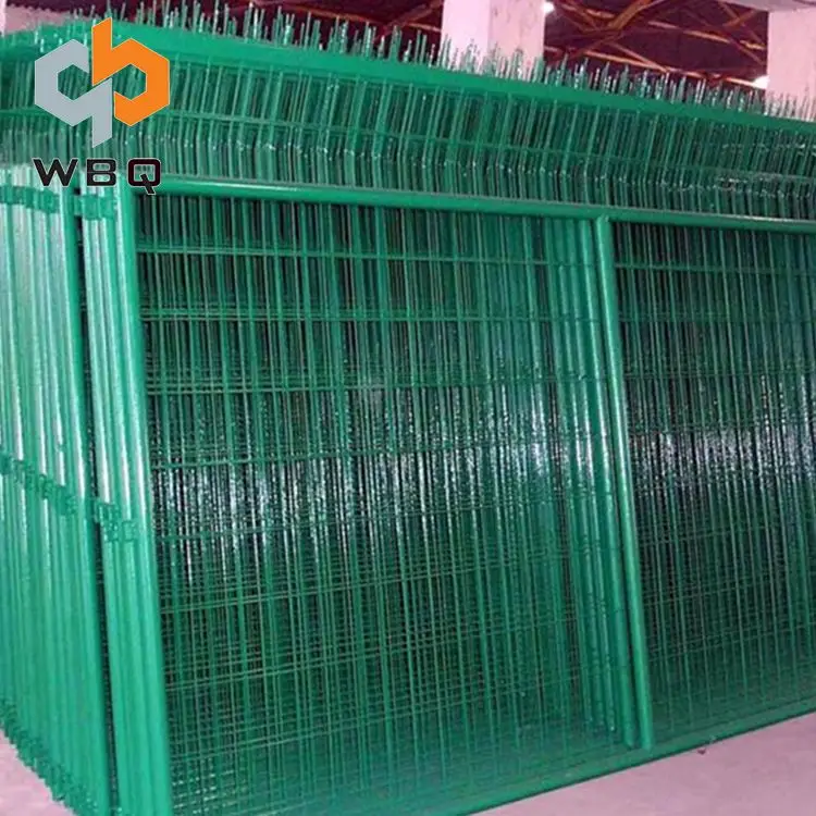 China Galvanized Welded Wire Mesh Square Hole Fence Factory