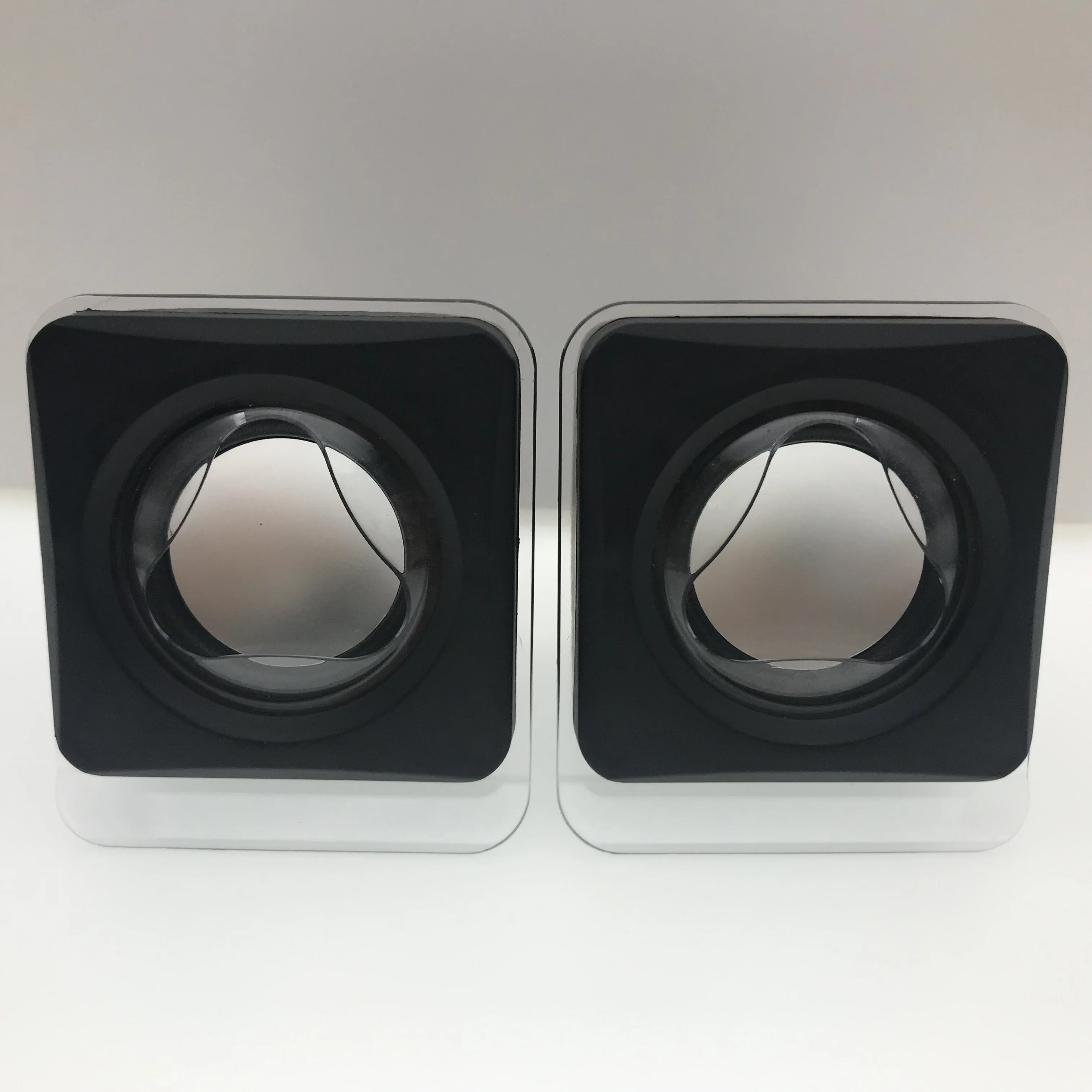 home wired outdoor speaker hot selling cheap price amplifier custom OEM portable mini tablet with microphone USB mini speaker