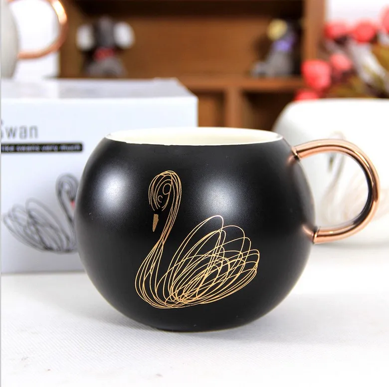 Hign Quality Promotion Bulk Ceramic Mug gold swan Korean cartoon coffee milk tea ceramic mug