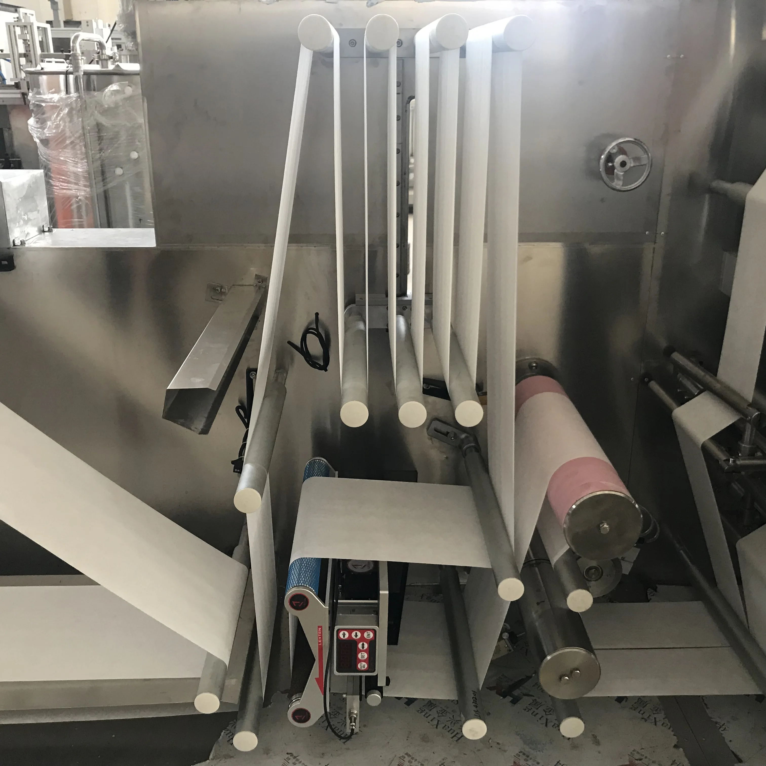 Wet Wipe Folding and Packing Machine Pocket Wet Tissue Machine Engineers Available to Service Machinery Overseas 5-30pcs/pack CE