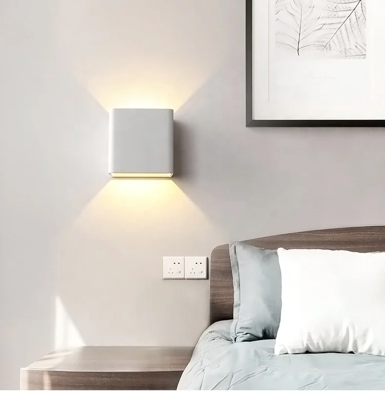 High Bright Top Level Steel Alabaster Reading Room Minimalist Round LED Wall Light Fitting