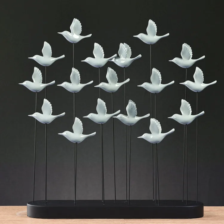 Modern resin material birds figures home decor trend luxury  home decoration pieces