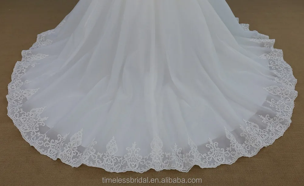 Beautiful long sleeves lace bridal dress ball gown muslim wedding dress