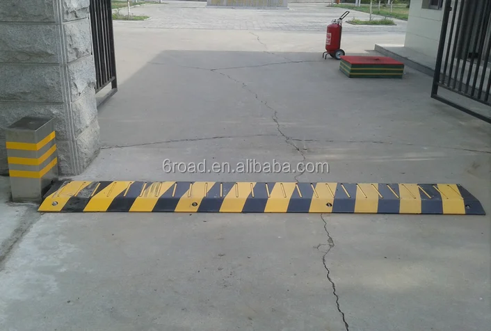 Automatic Remote Control Spikes Tire Killer Barrier, two way road block speed bump