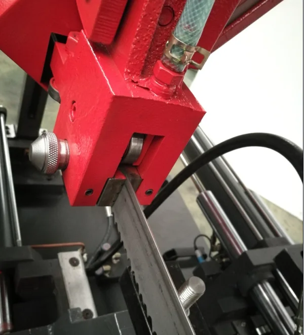 
High Quality JULIHUANG Automatic OEM/ODM Industrial Iron Metal Steel Cutting Custom CE ISO Horizontal CNC Band Sawing Machine 