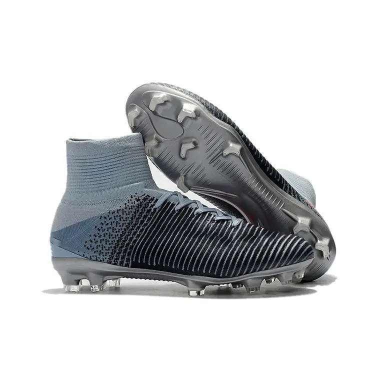 Wholesale Outdoor Sport Shoes Soccer Boots Design Mens Shoes Football