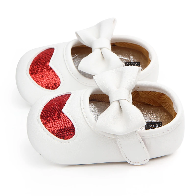 Wholesale China Newborn Baby Girl Blingbling Sequins Heart Fancy Shoes Prewalker Shoes Soft Leather Toddler Baby White Shoes