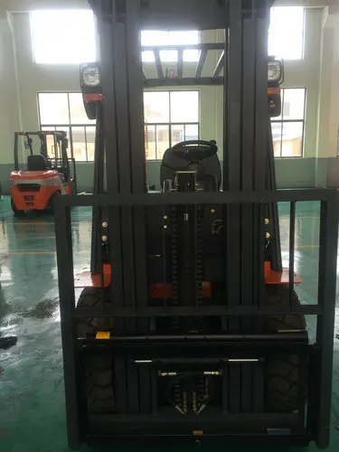 New style rough terrain forklifts