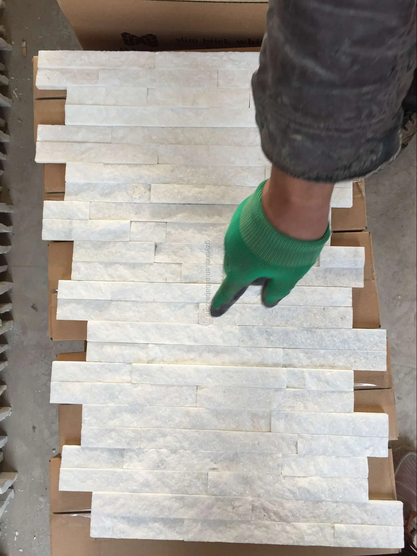 Pure White Quartz Natural Slate Stacked Stone Veneer wall Panels Cladding for decorative Landscape