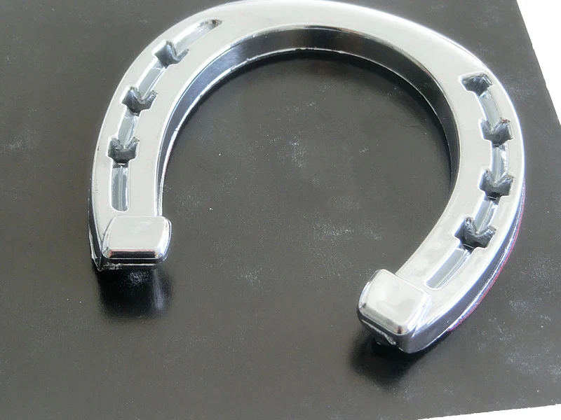 Horse Hoof Shape Electroplating Car Chrome Badge Emblem