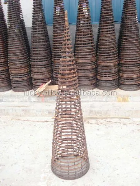 Wicker garden decoration --- flower stand & planter