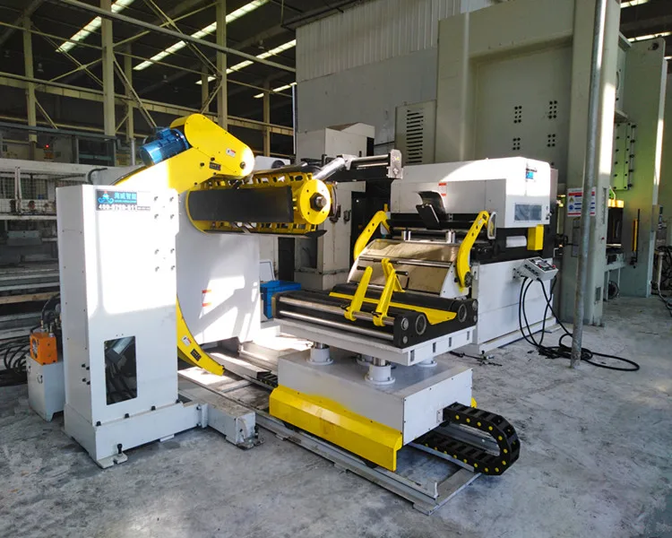 Dongguan HAIWEI 8T 3 in 1 decoiler straightener feeder for punching machine