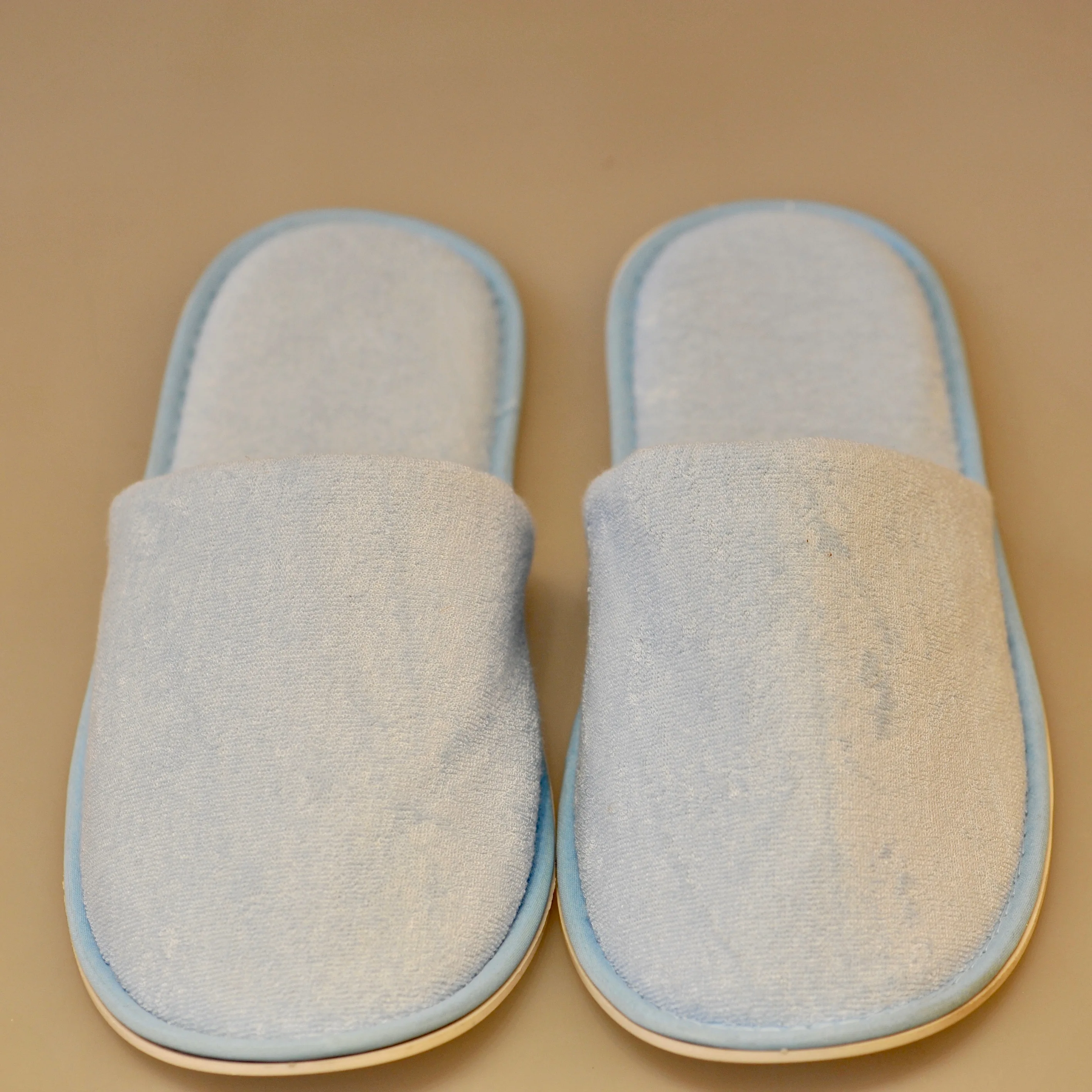 
Eco friendly blue bamboo fabric slipper with PE sole for hotel and bathroom 