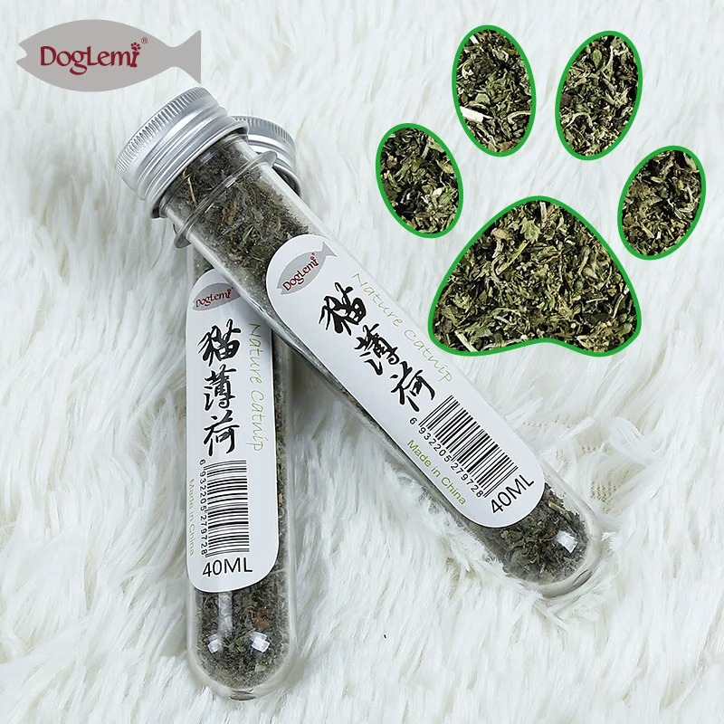
Cat Catnip Toys Fresh Catnip Organic Nature Bottle Catnip Oil 45ML 