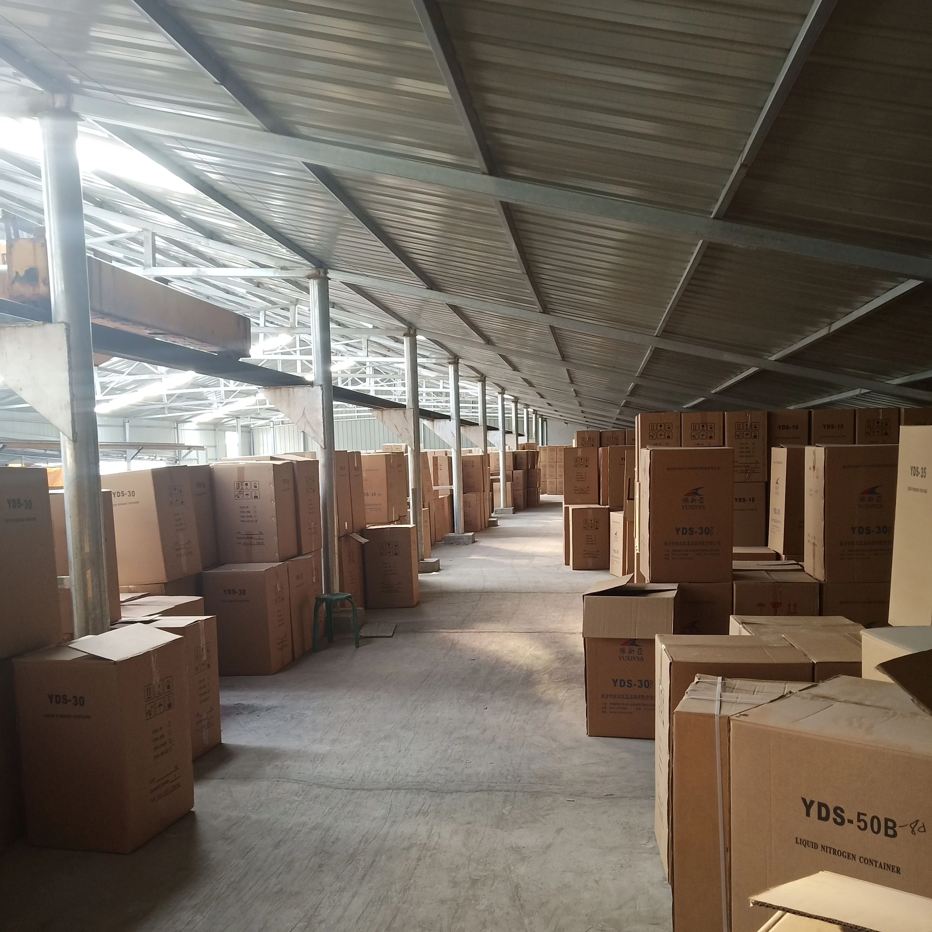 cryogenic storage biological materials Liquid Nitrogen Tanks Cryogenic Storage Container