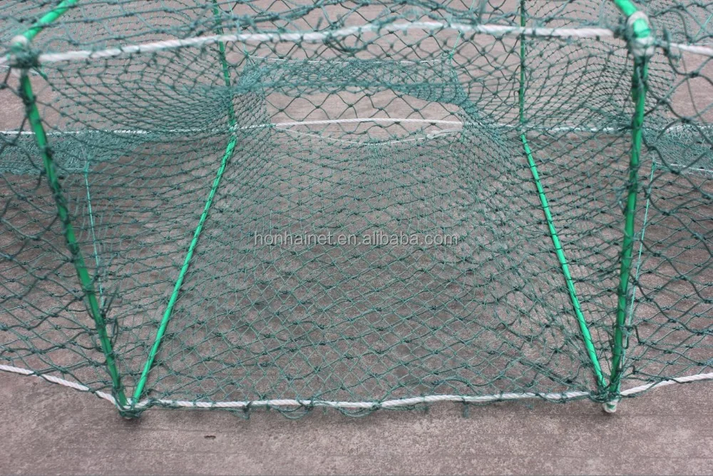 2021 hot sales  plastic lobster traps for catching lobster shrimp and crabs in Sea, Lake, River PE long fishing trap Y5535R