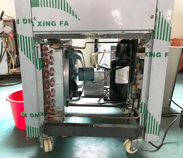 New Arrival Commercial Ice Lolly Popsicle Making Machine /Stick Pop Maker Price/ Stick Ice Cream Machine For Sale