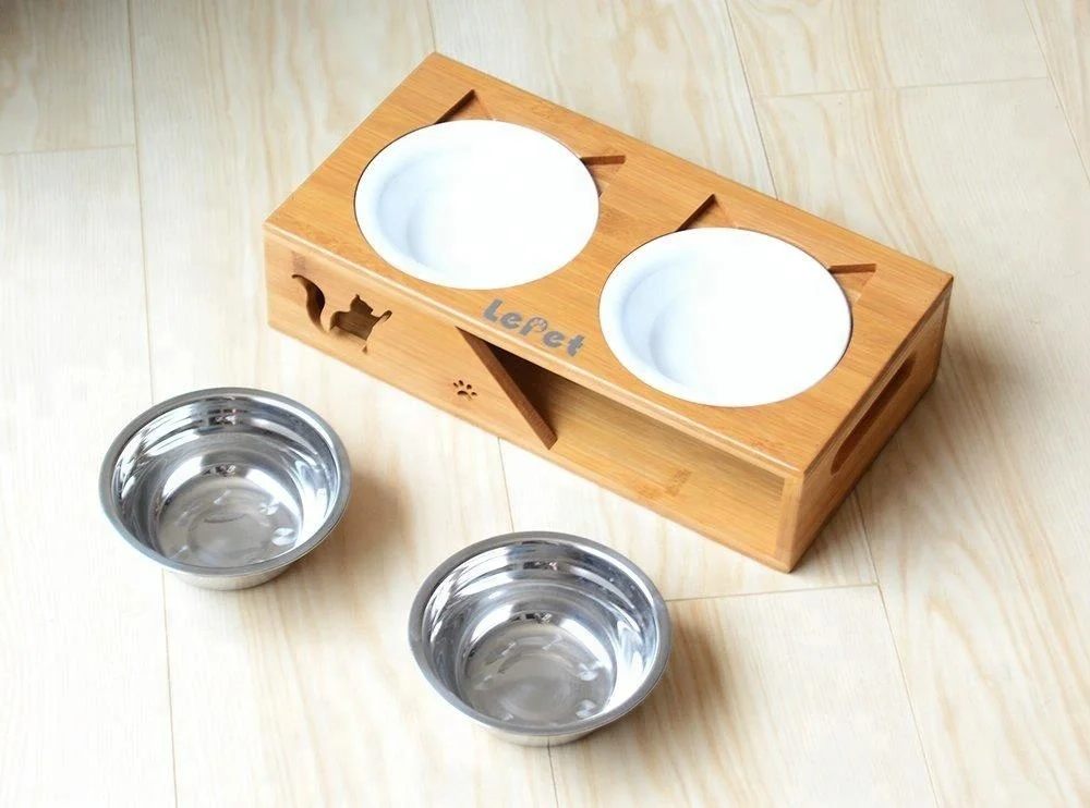 
Bamboo Stand Raised Pet Feeder for Cat Dog Elevated Dog Cat Bowl 