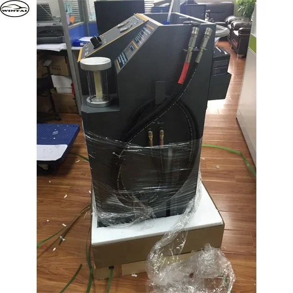 Engine lubricating oil changer engine flushing machine