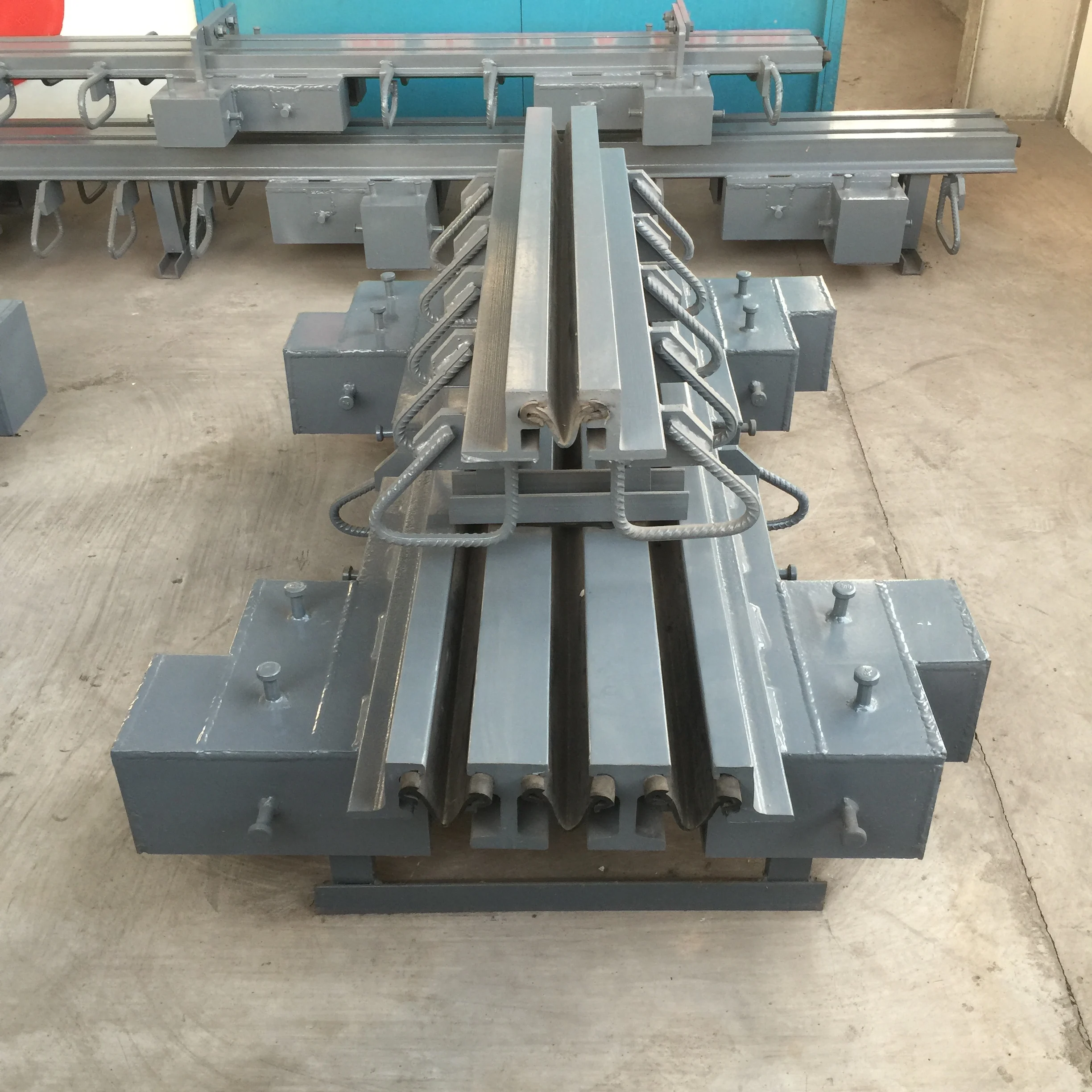 Modular 240mm Movement Bridge Expansion Joints for Bridge Joint Gap