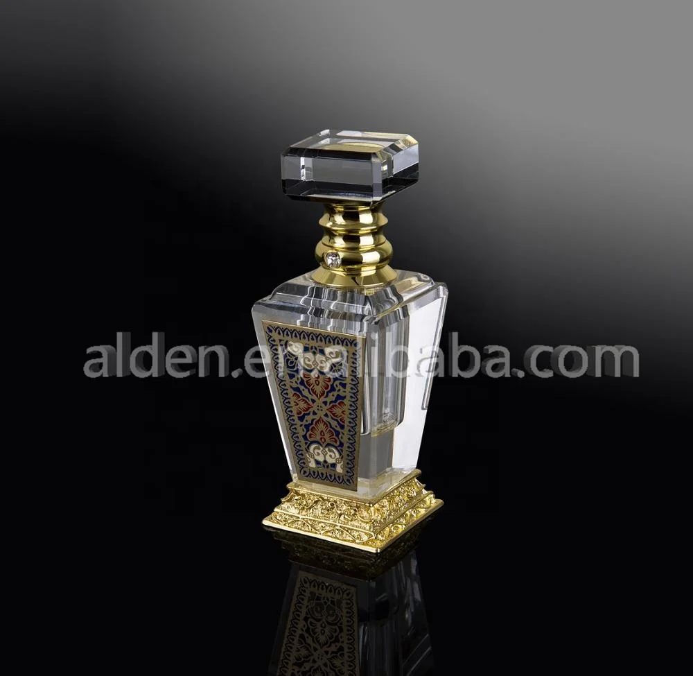 
Luxury decoration crystal bottle square oil perfume bottle with metal 
