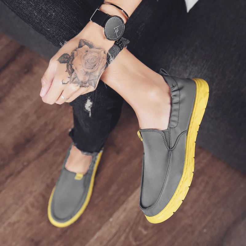 
Men Shoes in Stock Casual Wholesale Soft Sole Canvas Mesh Upper Men Footwear Causal Sport Flat Shoes 