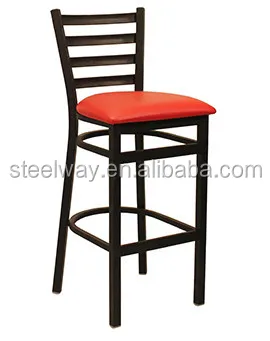 Черный металлический барный стул с лестницей