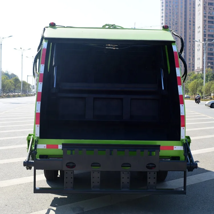 DFAC 8000L 8 cubic Euro5 small 4x2 rear loader compressed garbage trucks