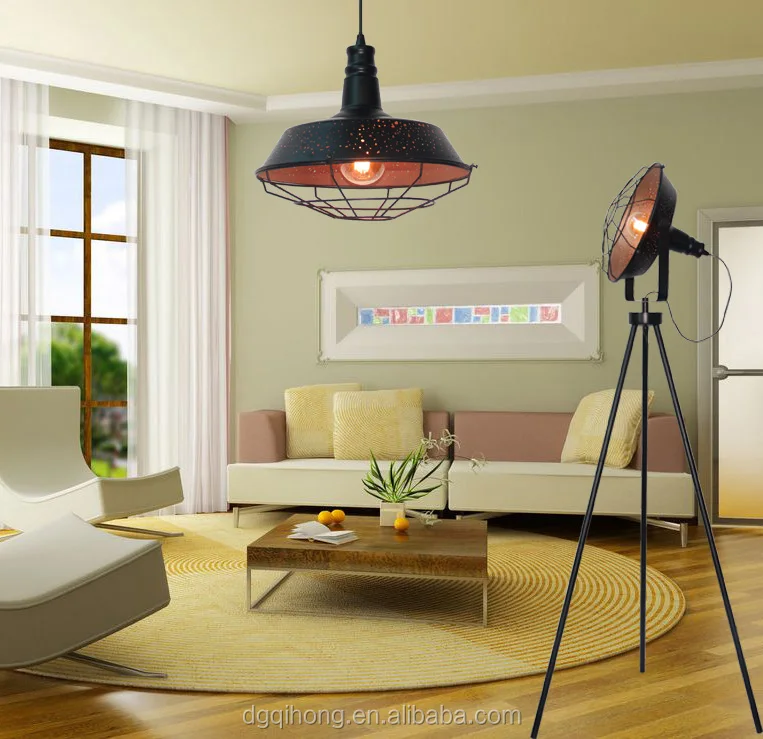 vintage tripod metal floor lamp floor light Old School, industrial style