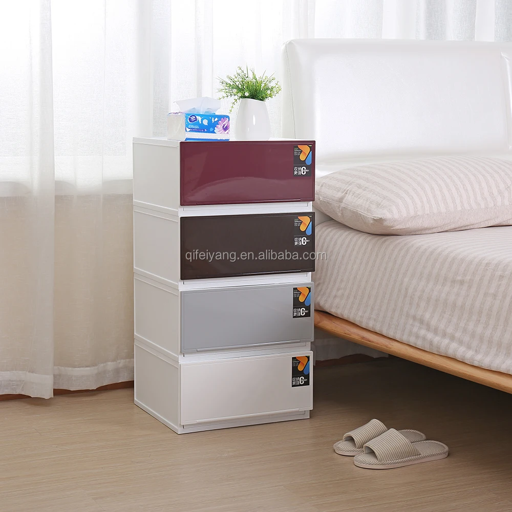 
Plastic storage box with compartment 