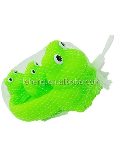 Custom squeeze soft plastic bathroom green frog toy mother&son baby bath toys