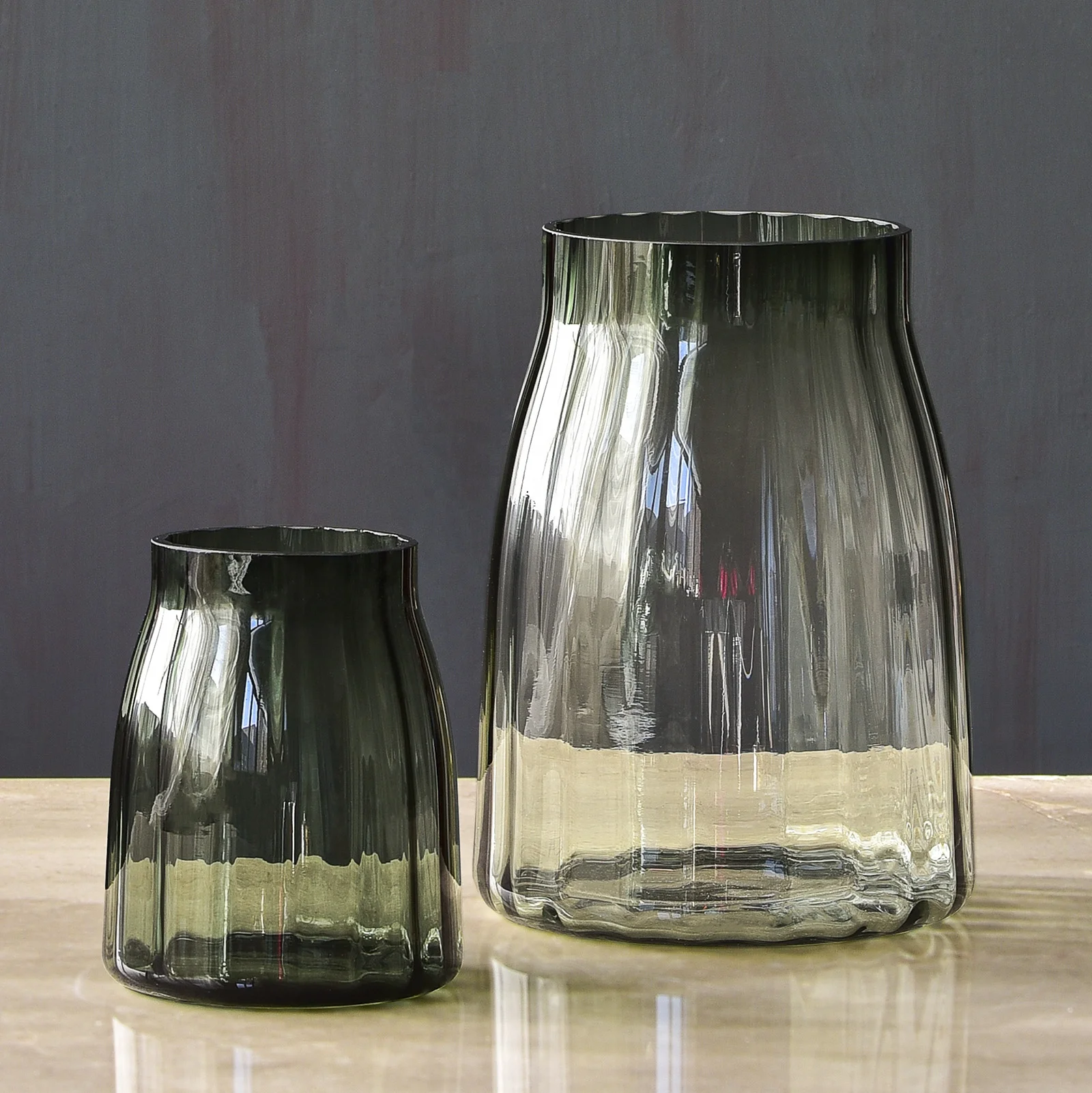 Bixuan Vases Grey Ribbed Handblown Glass Flower Arrangement Jar Vase Candleholder Table Decoration Centerpieces Accent Vases