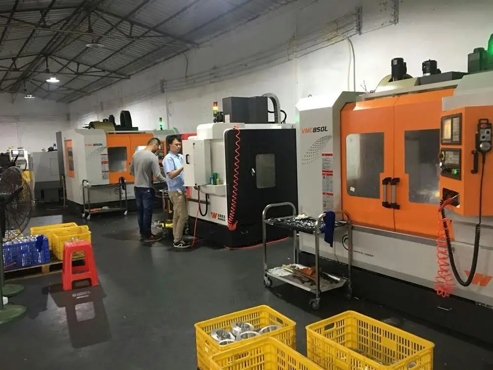 Aluminum rear coil strut spring lift spacer for Montero, Pajero,LC 80 and Patrol