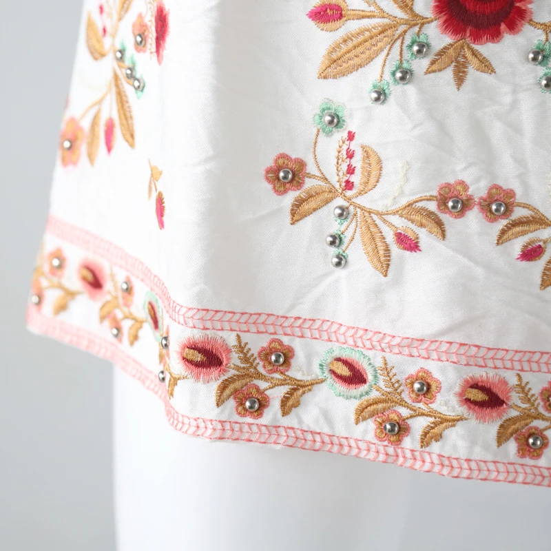 
White Floral Embroidery Women Shorts Patchwork Fitness Soft Summer Tatting Shorts Elastic Waist Skinny Slim Beading Shorts Hot 