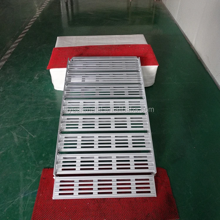 Telescopic portable anti-skid wheelchair walk ramp access for cadeirante