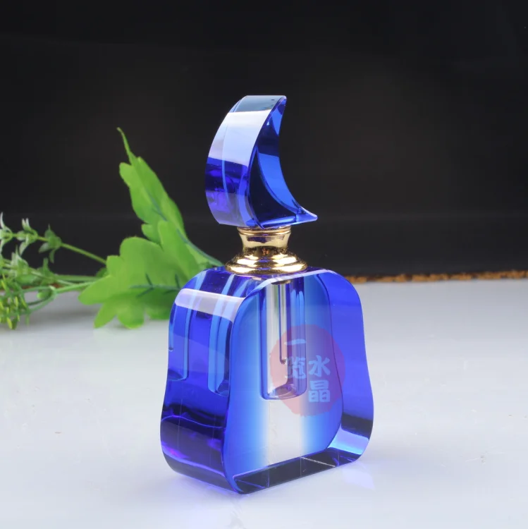 Wholesale 3ml 6ml 12ml Fancy Design attar box Crescent Shape K9 Aloes essential oil Blue Crystal Perfume Bottle