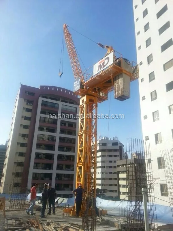 Inner climbing luffing Crane