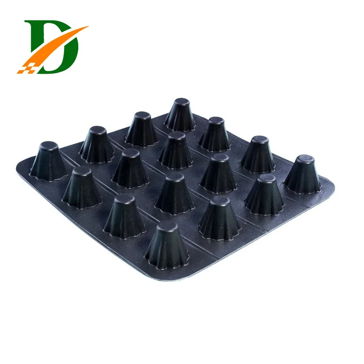 
China landscape drainage board 20mm dimple plastic drain board/dimple for garage projet and roof project 