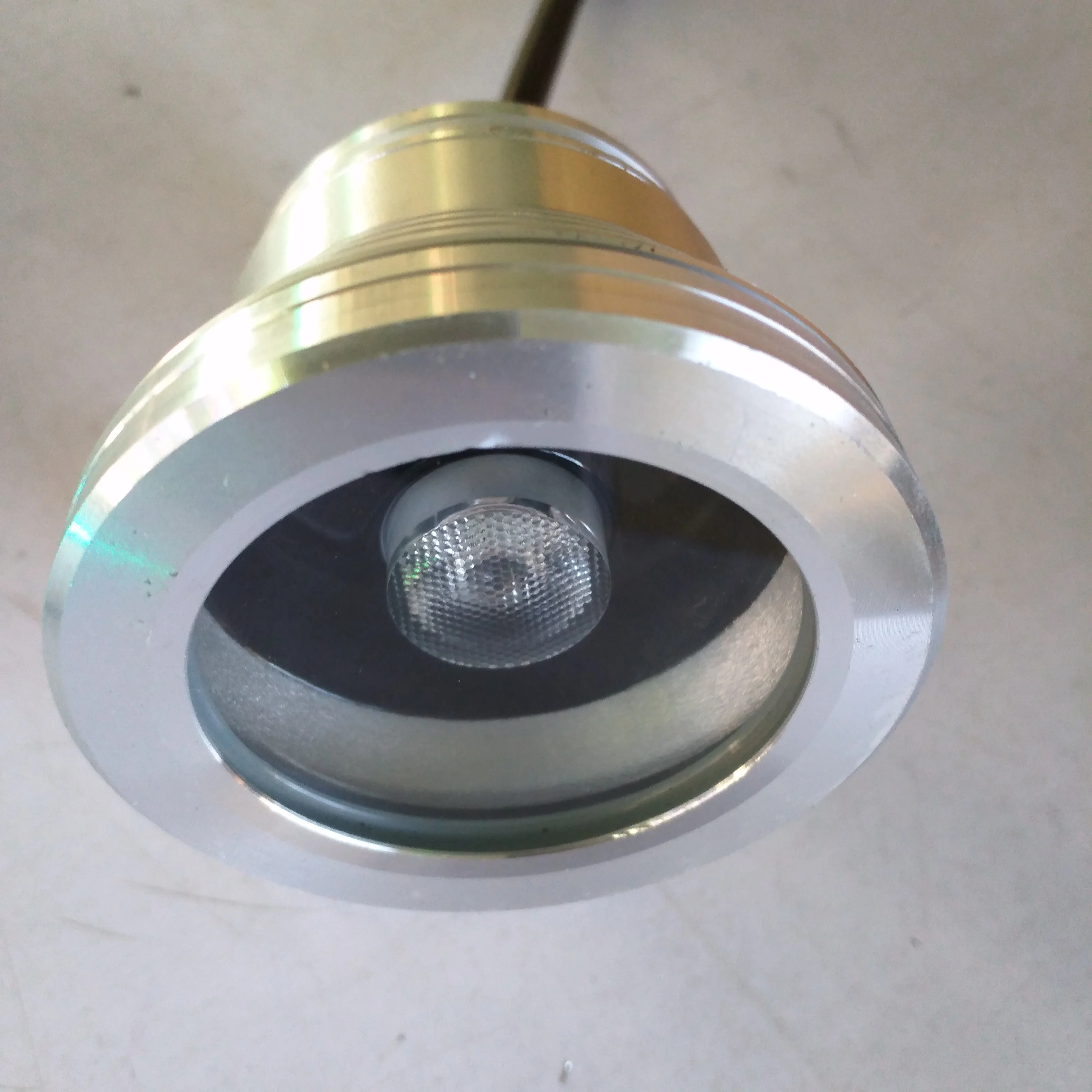 DMX управление RGBW 4 в 1 8 Вт светодиодный садовый светильник с IP65