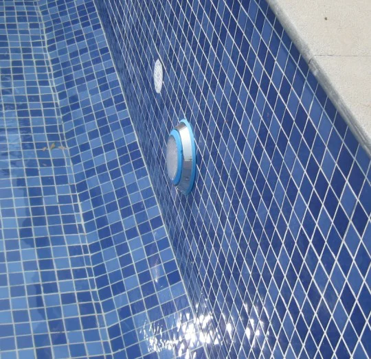 Красочный светодиодный водонепроницаемый подводный бассейн свет для продажи