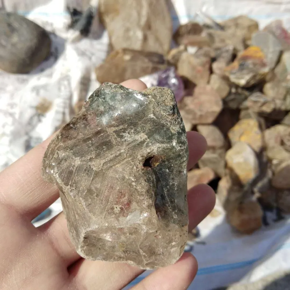 Cheap price natural raw white clear quartz bulk stacked crystal rough stone for wholesale