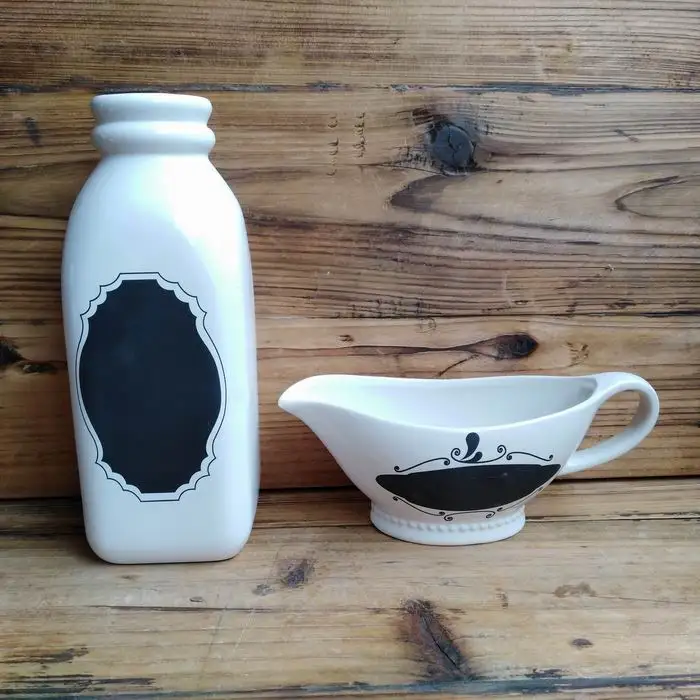 
Dehua ceramic juice cup white color with blackboard decal Juice Taste Sauce Boat Ceramic Steak Sauce Boat Juice Cup 